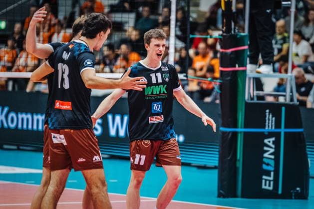 Volleyball mens season 2025 2026 League Cup 2025 Berlin Recycling Volleys vs WWK Volleys Herrsching 11 10 2025 Tobias Hosch 11 WWK Volleys Herrsching celebrates with Niklas Uhl 13 WWK Volleys Herrsching