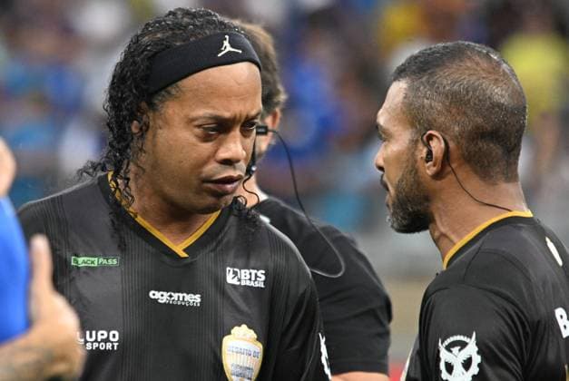 challenge of the giants Belo Horizonte (MG), 10 11 2025 - football challenge giants - Ronaldinho Gaucho and Richarlison during the match between the Challenge of the Giants, held at the Mineirao stadium, in the city of Belo Horizonte, this Saturday, October 11, 2025. (Foto: Paulo Ti Thenews2 imago images) SPO  Copyright: xPauloxTix