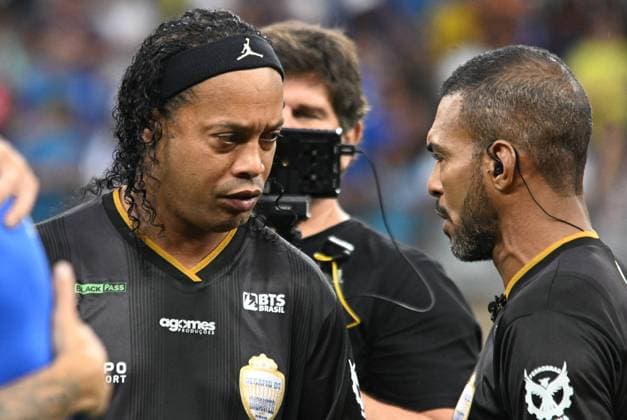 challenge of the giants Belo Horizonte (MG), 10 11 2025 - football challenge giants - Ronaldinho Gaucho and Richarlison during the match between the Challenge of the Giants, held at the Mineirao stadium, in the city of Belo Horizonte, this Saturday, October 11, 2025. (Foto: Paulo Ti Thenews2 imago images) SPO  Copyright: xPauloxTix