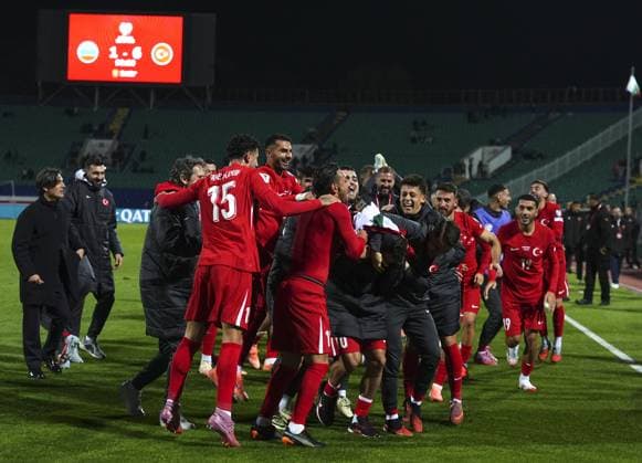Bulgaria v Turkiye - 2026 FIFA World Cup, WM, Weltmeisterschaft, Fussball European Qualifiers SOFIA, BULGARIA - OCTOBER 11: Players of Turkiye celebrate the victory after the 2026 FIFA World Cup European Qualifier Group E match between Bulgaria and Turkiye at Vasil Levski National Stadium in Sofia, Bulgaria on October 11, 2025. Mehmet Emin Menguarslan Anadolu Sofia Bulgaria. Editorial use only. Please get in touch for any other usage.  Copyright: x2025xAnadoluxMehmetxEminxMenguarslanx