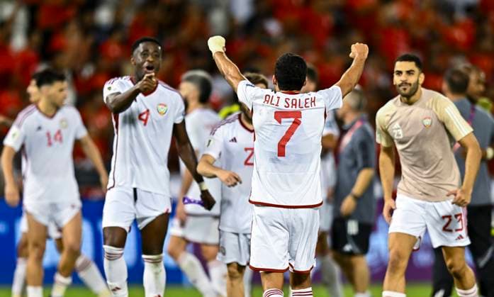 UNITED ARAB EMIRATES v OMAN-2026 FIFA World Cup, WM, Weltmeisterschaft, Fussball ASIAN QUALIFIER PLAYOFFS Players of United Arab Emirates celebrates the win at the end of the FIFA World Cup 2026 AFC Asian qualifiers playoffs group A match between United Arab Emirates and Oman at Jassim Bin Hamad Stadium in Doha, Qatar, on October 11, 2025. DOHA Qatar Copyright: xNOUSHADx