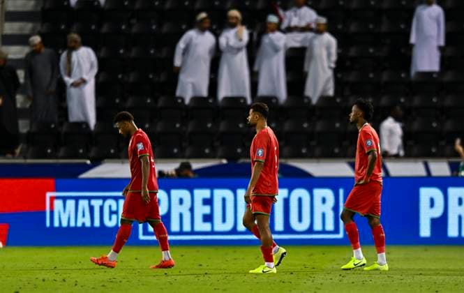 UNITED ARAB EMIRATES v OMAN-2026 FIFA World Cup, WM, Weltmeisterschaft, Fussball ASIAN QUALIFIER PLAYOFFS Players of Oman reacts after their loss at the end of the FIFA World Cup 2026 AFC Asian qualifiers playoffs group A match between United Arab Emirates and Oman at Jassim Bin Hamad Stadium in Doha, Qatar, on October 11, 2025. DOHA Qatar Copyright: xNOUSHADx