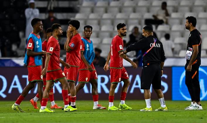 UNITED ARAB EMIRATES v OMAN-2026 FIFA World Cup, WM, Weltmeisterschaft, Fussball ASIAN QUALIFIER PLAYOFFS Players of Oman reacts after their loss at the end of the FIFA World Cup 2026 AFC Asian qualifiers playoffs group A match between United Arab Emirates and Oman at Jassim Bin Hamad Stadium in Doha, Qatar, on October 11, 2025. DOHA Qatar Copyright: xNOUSHADx