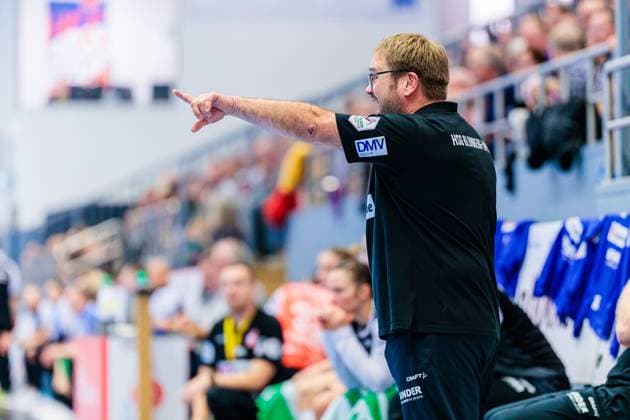 Steffen Birkner HSG Blomberg Lippe, Coach gestures GER, HSG Blomberg Lippe vs Sport Union Neckarsulm, Handball, 1 Bundesliga Women, Matchday 5, Season 2025 2026, 11 10 2025 GER, HSG Blomberg Lippe vs Sport Union Neckarsulm, Handball, 1 Bundesliga Women, Matchday 5, Season 2025 2026, 11 10 2025 Blomberg Copyright: xEibner-Pressefoto JanxRollingerx EP_JSK