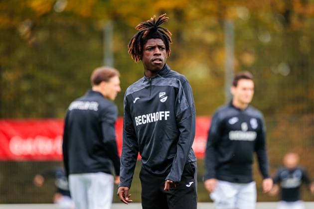 Emmanuel Bamba SC Verl, 02 GER, VfL Theesen vs SC Verl, Football, Westfalenpokal, Achteilfinale, Spielzeit 2025 2026, 11 10 2025 DFL Regulations prohibit any use of photographers as image sequences and or quasi video GER, VfL Theesen vs SC Verl, Football, Westfalenpokal, Achteilfinale, Spielzeit 2025 2026, 11 10 2025 Bielefeld Copyright: xEibner-Pressefoto JanxRollingerx EP_JSK
