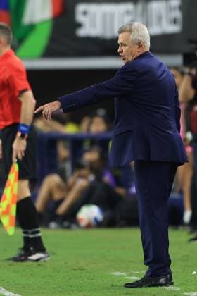 Mexico coach Javier Aguirre directs during a 2026 World Cup warm-up match between Mexico and Colombia at AT&T Stadium in Arlington, United States, 11 October 2025. International Friendly, Länderspiel, Nationalmannschaft Mexico - Colombia !ACHTUNG: NUR REDAKTIONELLE NUTZUNG!  Copyright: xCarlosxRamírezx AMDEP6168 20251012-55018199334_1