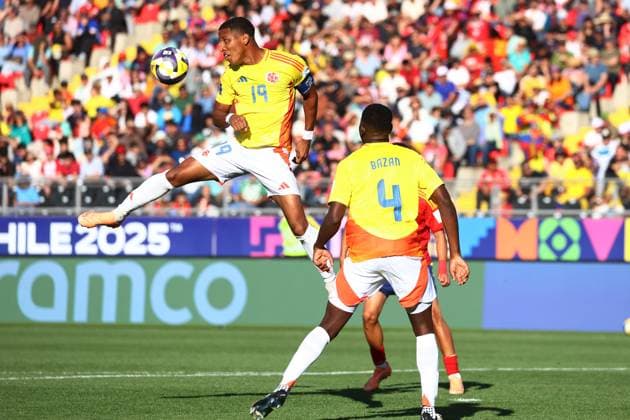 Futbol, Espana vs Colombia. Mundial sub 20, Chile 2025. El jugador de Colombia Kener Gonzalez es fotografiado durante un partido de cuartos de final del mundial sub 20 contra Espana disputado en el estadio Fiscal de Talca, Chile. 11 10 2025 Eduardo Fortes Photosport Football, Spain vs Colombia. U-20 World Cup Championship. Colombian™s player Kener Gonzalez is pictured during a round of 8 match of the U-20 World Cup against Spain at the Fiscal stadium in Talca, Chile. 11 10 2025 Eduardo Fortes Photosport Espana vs Colombia, mundial sub 20 Chile 2025 
