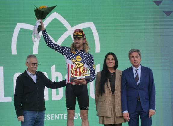 Tiesj Benoot at the 119th edition of the Giro di Lombardia, the last major cycling classic of 2025.  Copyright: xLucaxPontix xipa-agency.netx xLucaxPonti Ipaxagencyx IPA_Agency_IPA66446291
