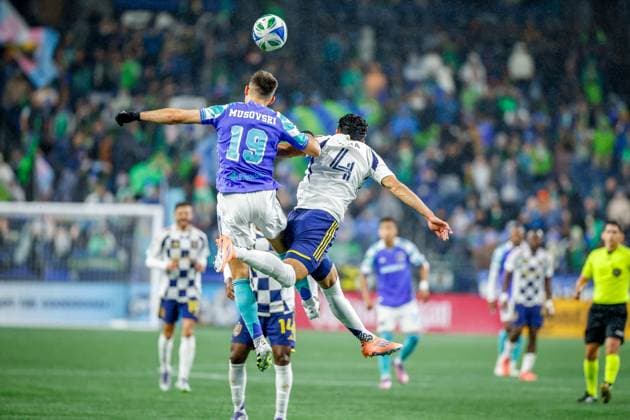 October 11, 2025, Seattle, Washington, USA: Seattle Sounders FC forward Daniel Musovski (19) and Real Salt Lake defender Brayan Vera (4) during the match between Real Salt Lake and the Seattle Sounders FC in the 2025 Major League Soccer match at Lumen Field, Seattle, Washington Seattle USA - ZUMAj111 20251011_zsp_j111_032 Copyright: xTomxJonesx