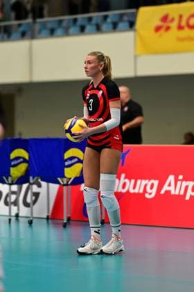 Volleyball I Women I Season 2025 2026 I Bundesliga I 1 Matchday I ETV Hamburger Volksbank Volleys Allianz MTV Stuttgart I 11 10 2025 Lina Köster 3, ETV Hamburger Volksbank Volleys Hamburg CU Arena Hamburg Germany Copyright: xLobeca FelixxSchlikisx