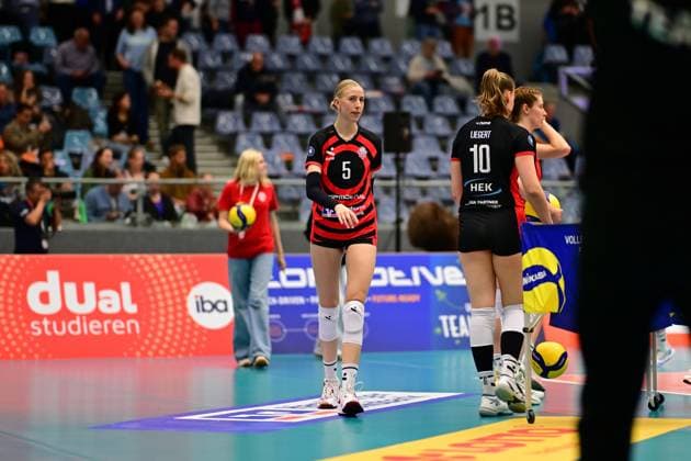 Volleyball I Women I Season 2025 2026 I Bundesliga I 1 Matchday I ETV Hamburger Volksbank Volleys Allianz MTV Stuttgart I 11 10 2025 Anna Hartig 5, ETV Hamburger Volksbank Volleys Hamburg CU Arena Hamburg Germany Copyright: xLobeca FelixxSchlikisx