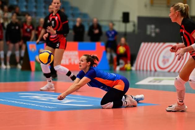 Volleyball I Women I Season 2025 2026 I Bundesliga I 1 Matchday I ETV Hamburger Volksbank Volleys Allianz MTV Stuttgart I 11 10 2025 Jana Marie Meiser 1, ETV Hamburger Volksbank Volleys Hamburg CU Arena Hamburg Germany Copyright: xLobeca FelixxSchlikisx