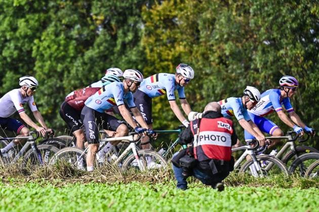 Belgian Gianni Vermeersch and Belgian Florian Vermeersch pictured in action during the men elite race at the UCI World Gravel Championships, Sunday 12 October 2025, in Maastricht, The Netherlands. DIRKxWAEM  x136590091x