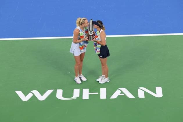 WUHAN, CHINA - OCTOBER 12: Storm Hunter of Australia and Katerina Siniakova of the Czech Republic celebrate with the trophy at the award ceremony after winning the Women s Doubles Final match against Anna Danilina of Kazakhstan and Aleksandra Krunic of Serbia on day 9 of 2025 Wuhan Open at Optics Valley International Tennis Center on October 12, 2025 in Wuhan, Hubei Province of China.  Copyright: xVCGx 111596715227