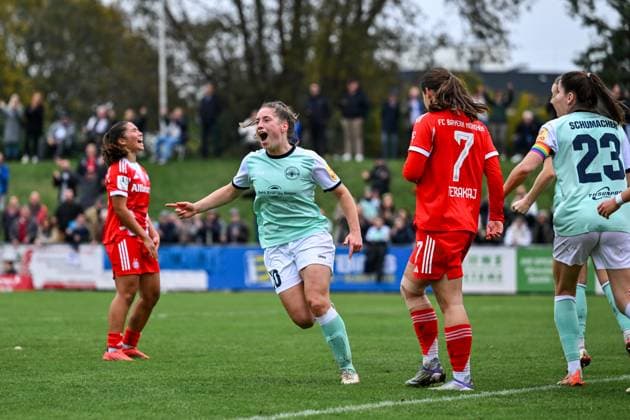 Football, Women, 2nd BL, SG 99 Andernach - FC Bayern Munich II