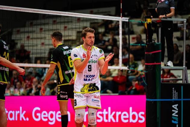 Volleyball I Men I Season 2025 2026 I Volleyball Bundesliga Ligacup I FT1844 Freiburg HELIOS Grizzlys Giesen I 12 10 2025 John Hatch 9, HELIOS Grizzlys Giesen Single image Copyright: xLobeca Bjorn-OlexKehmx