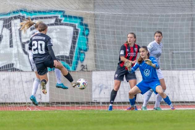 Ingolstadt, Germany 12 October 2025 2 BL Women 2025 2026 FC Ingolstadt 04 vs VfL Wolfsburg II In the picture 2 from left Katharina Reikersdorfer FCI scores the goal for 2 1 Audi Sportpark Bayern Copyright: xFotostandx xSchäferx