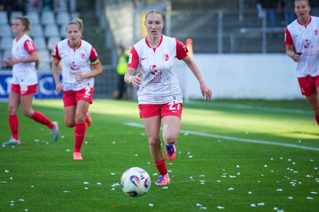Soccer, Google Pixel Womens Bundesliga, Matchday 6, 2025 2026, SC Freiburg vs Eintracht Frankfurt, Dreisamstadion, Freiburg, Sophie Nachtigall SC Freiburg, Women 27 Freiburg Dreisamstadion Baden Württemberg Germany Copyright: xFINLEYxMÖRCHx