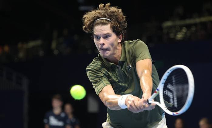 Belgian Alexander Blockx pictured in action during the European Open ATP, Tennis Herren tennis tournament in Brussels, on Sunday 12 October 2025. This year s edition of the tournament is taking place from 12 to 19 October 2025. VIRGINIExLEFOUR  x136596662x