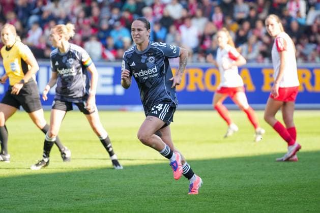 Soccer, Google Pixel Womens Bundesliga, Matchday 6, 2025 2026, SC Freiburg vs Eintracht Frankfurt, Dreisamstadion, Freiburg, Anna Aehling Eintracht Frankfurt, 24 Freiburg Dreisamstadion Baden Württemberg Germany Copyright: xFINLEYxMÖRCHx