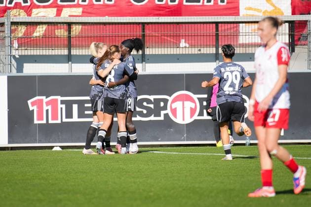 Soccer, Google Pixel Womens Bundesliga, 6 Matchday, 2025 2026, SC Freiburg vs Eintracht Frankfurt, Dreisamstadion, Freiburg, Nicole Anyomi Eintracht Frankfurt, 19 Goal, Goal celebration, Emotions, Goal shot, Joy, Cheering, Freiburg Dreisamstadion Baden Württemberg Germany Copyright: xFINLEYxMÖRCHx