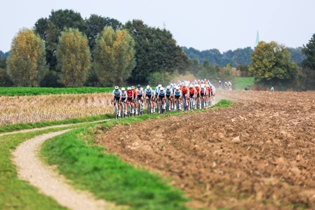 2025 UCI Gravel World Championships Picture by Alex Whitehead SWpix.com - 12 10 2025 - Cycling - 2025 UCI Gravel World Championships, Zuid-Limburg, Netherlands - Men Elite Race - The bunch Riders of Belgium (BEL)  Copyright: xAlexxWhitehead Swpix.Comx
