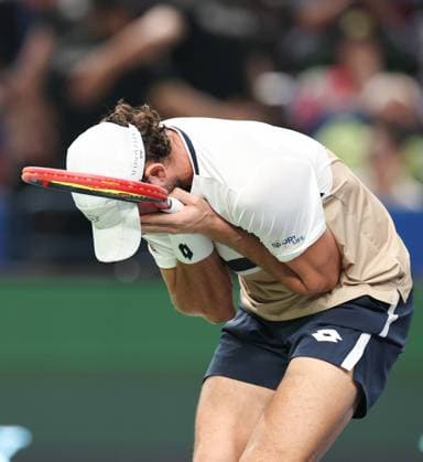 (251012) -- SHANGHAI, Oct. 12, 2025 -- Valentin Vacherot celebrates victory after the men s singles final between Arthur Rinderknech of France and Valentin Vacherot of Monaco at the ATP, Tennis Herren World Tour Shanghai Masters tennis tournament in Shanghai, east China, Oct. 12, 2025. ) (SP)CHINA-SHANGHAI-TENNIS-ATP TOUR-SHANGHAI MASTERS-MEN S SINGLES (CN) DingxTing 