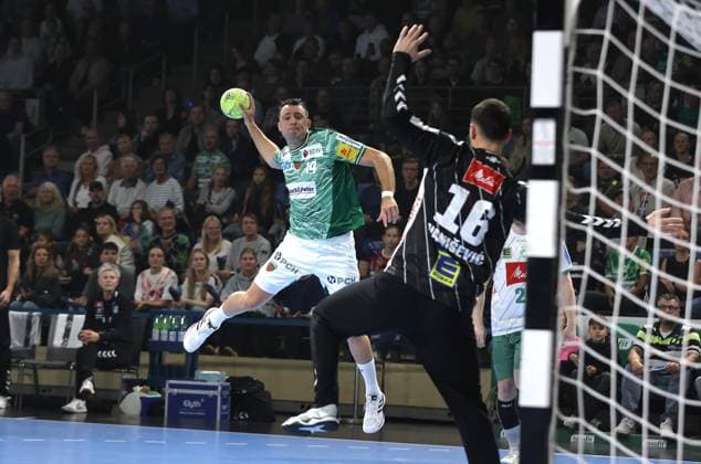Aitor Arino scores a goal against goalkeeper Tibor Ivanisevic duel Match scene Action Sport Handball HBL Bundesliga Men 8 Matchday Season 2025 2026 12 10 2025 Füchse Berlin vs TSV GWD Minden