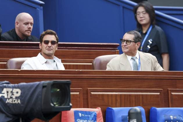 SHANGHAI, CHINA - OCTOBER 12: Roger Federer looks on during men s single final match on day 14 of the 2025 Shanghai Rolex Masters at Qi Zhong Tennis Center on October 12, 2025 in Shanghai, China. (Photo by Qian Jun) Copyright: xQianxJunx Sportspressphoto_SPR41507
