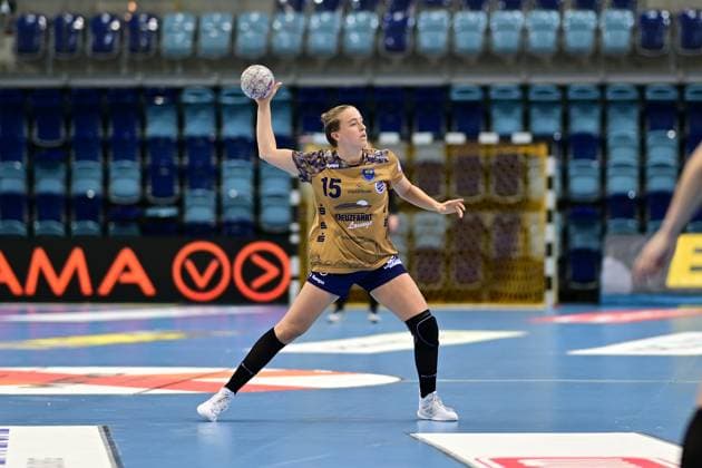 Handball I Women I Season 2025 2026 I 1 HBF I 5 Matchday I VfL Oldenburg Buxtehuder SV I 12 10 2025 Enna Oberländer 15, Buxtehuder Sportverein Oldenburg EWE Arena Niedersachsen Germany Copyright: xLobeca FelixxSchlikisx
