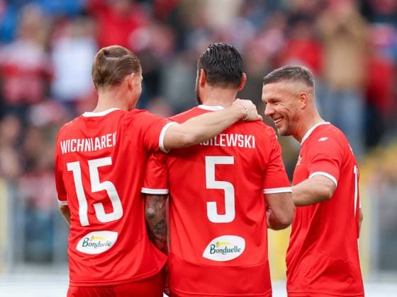 2025.10.12 Chorzow Pilka nozna Mecz Legend Polska - Niemcy N z radosc, radosc po golu, radosc po bramce, gol, bramka Marcin Wasilewski Lukas Podolski, Lukas Podolski w barwach Reprezenstacji Polski Foto Sebastian Sienkiewicz PressFocus 2025.10.12 Chorzow Football Legends Match Polska - Niemcy radosc, radosc po golu, radosc po bramce, gol, bramka Marcin Wasilewski Lukas Podolski, Lukas Podolski w barwach Reprezenstacji Polski Credit: Sebastian Sienkiewicz PressFocus NEWSPIX.PL --- newspix.pl POLAND OUT!