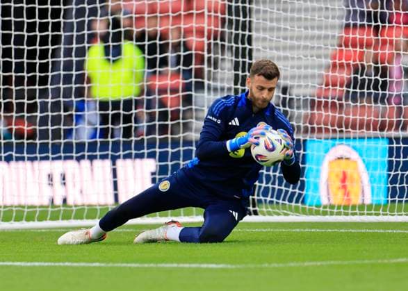 Scotland v Belarus 2026 FIFA World Cup, WM, Weltmeisterschaft, Fussball Qualifiers Angus Gunn of Scotland warms up during the 2026 FIFA World Cup Qualifiers Group C match at Hampden Park, Glasgow UK Newspapers OUT Copyright: xFredxPalmerx FIL-22351-0066