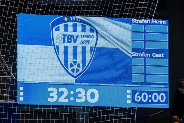 Final score 32 30 GER, TBV Lemgo Lippe vs TVB Stuttgart, Handball, 1 Bundesliga, Matchday 8, Season 2025 2026, 12 10 2025 GER, TBV Lemgo Lippe vs TVB Stuttgart, Handball, 1 Bundesliga, Matchday 8, Season 2025 2026, 12 10 2025 Lemgo Copyright: xEibner-Pressefoto JanxRollingerx EP_JSK