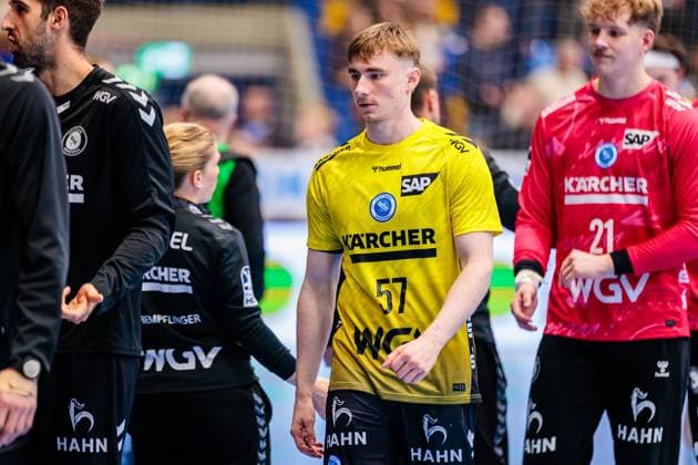 Jakob Nigg TVB Stuttgart, 57 is disappointed sad after 32 30 defeat GER, TBV Lemgo Lippe vs TVB Stuttgart, Handball, 1 Bundesliga, Matchday 8, Season 2025 2026, 12 10 2025 GER, TBV Lemgo Lippe vs TVB Stuttgart, Handball, 1 Bundesliga, Matchday 8, Season 2025 2026, 12 10 2025 Lemgo Copyright: xEibner-Pressefoto JanxRollingerx EP_JSK