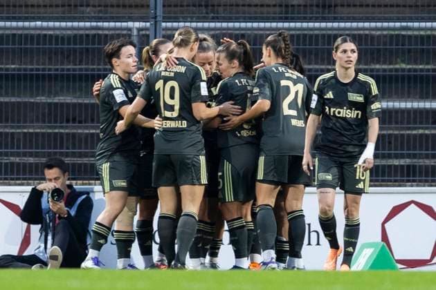 Google Pixel Frauen-Bundesliga: 1. FC Köln - Union Berlin; 12.10.2025 Jubel nach dem Tor zum 0:1 durch Sophie Weidauer (Union Berlin, 9) am 6. Spieltag der Google Pixel Frauen-Bundesliga im Spiel 1. FC Köln gegen Union Berlin am 12.10.2025 im Franz-Kremer-Stadion in Köln. Copyright: xBEAUTIFULxSPORTS Meuselx