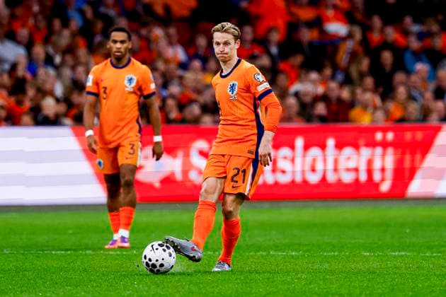 Frenkie de Jong of the Netherlands passes the ball Netherlands v Finland, FIFA World Cup, WM, Weltmeisterschaft, Fussball 2026 Qualifier, Netherlands v Finland, Johan Cruijff Arena, October 12, 2025, Amsterdam, Netherlands.
