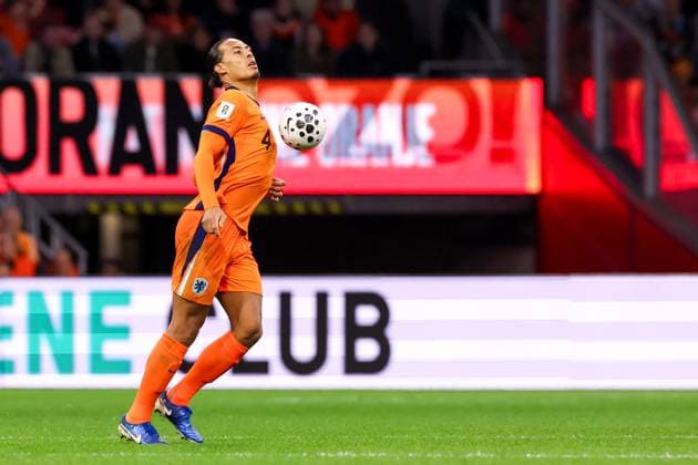 2025-10-12 Netherlands v Finland - FIFA World Cup, WM, Weltmeisterschaft, Fussball 2026 Qualifier AMSTERDAM, NETHERLANDS - OCTOBER 12: Virgil van Dijk of Netherlands goes for the bal during the FIFA World Cup 2026 Qualifier match between Netherlands and Finland at Johan Cruijff ArenA on October 12, 2025 in Amsterdam, Netherlands. Amsterdam Johan Cruijff ArenA Netherlands Content not available for redistribution in The Netherlands directly or indirectly through any third parties. Copyright: xBenxGalx