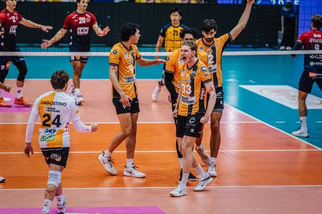 Volleyball mens season 2025 2026 Final League Cup 2025 SVG Lüneburg vs Berlin Recycling Volleys 12 10 2025 The BR Volleys team celebrates