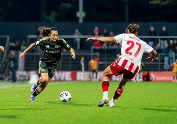 Athanasia Moraitou 1 FC Union Berlin, 77 12 10 2025, 1 FC Köln 1 FC Union Berlin, Fussball, Google Pixel Frauen Bundesliga, GER, Köln, Franz Kremer Stadion DFL regulations prohibit any use of photographs as image sequences and or quasi video Copyright: HMBxMedia xMarcoxBader