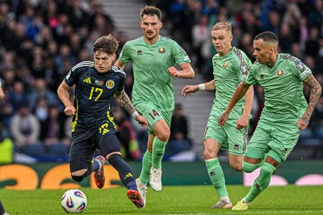Scotland v Belarus 2026 FIFA World Cup, WM, Weltmeisterschaft, Fussball Qualifiers Ben Gannon-Doak of Scotland on the ball during the 2026 FIFA World Cup Qualifiers Group C match at Hampden Park, Glasgow UK Newspapers OUT Copyright: xJamiexJohnstonx FIL-22350-0169