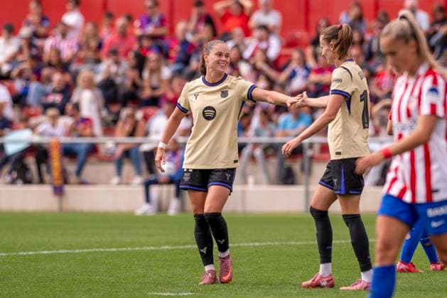 October 12, 2025, Alcala De Henares, Madrid, Spain: EWA PAJOR of FC Barcelona, Barca Femenino celebrates a goal during the match belonging to La LigaF season 25 26 soccer Ã¢â‚¬oe ATLETICO DE MADRID FEM - FC BARCELONA Ã¢â‚¬Â held on october 12, 2025, at the Centro deportivo Alcala de Henares, Madrid, Spain. Alcala De Henares Spain - ZUMAc312 20251012_zsp_c312_189 Copyright: xOscarxManuelxSanchezx