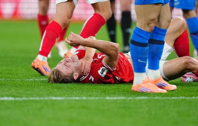 October 12 2025: Rasmus HoÂ¸jlund of Denmark on the ground during a World Cup Qualification game, Denmark v Greece, at Parken, Copenhagen, Denmark. Kim Price CSM Copenhagen Denmark - ZUMAc04_ 20251012_zma_c04_044 Copyright: xUlrikxPedersenx