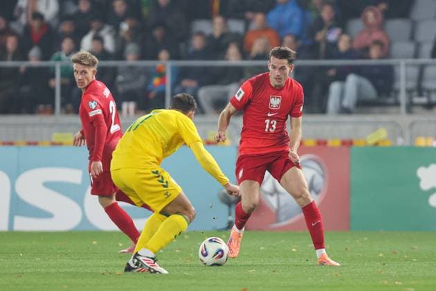 12.10.2025 Kowno. Pilka nozna. Eliminacje Mistrzostw Swiata 2026 mecz : Litwa - Polska --- Football. FIFA World Cup, WM, Weltmeisterschaft, Fussball eliminations match : Lithuania - Poland Nz Jakub Kaminski Fot. Igor Jakubowski Arena Akcji NEWSPIX.PL --- newspix.pl POLAND OUT! 