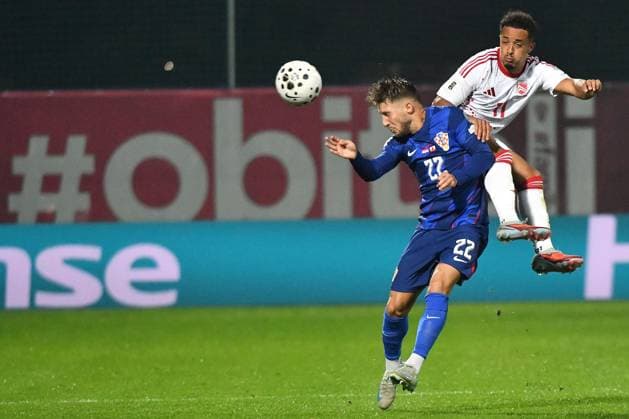 Croatia v Gibraltar - FIFA World Cup, WM, Weltmeisterschaft, Fussball 2026 Qualifier VARAZDIN, CROATIA - OCTOBER 12: Marco Pasalic of Croatia and Carlos Richards of Gibraltar jumps for the ball during the FIFA World Cup 2026 qualifier match between Croatia and Gibraltar at Football Stadium Varteks on October 12, 2025 in Varazdin, Croatia.  VjeranxZganecxRogulja PIXSELL