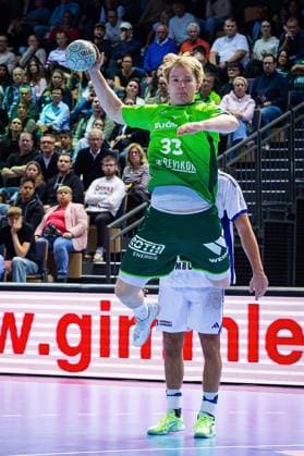 12 10 2025, xovx, Handball Daikin Handball Bundesliga, HSG Wetzlar HSV Hamburg v l Georg Löwen HSG Wetzlar , Jacob Arenth Lassen HSV Hamburg Wetzlar Buderus Arena Hessen Germany EN