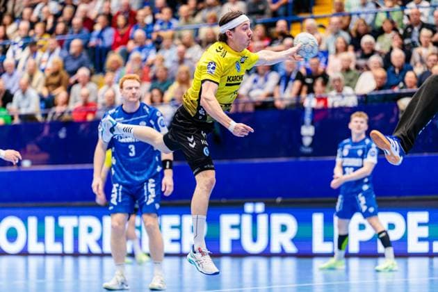 Kasper Thorsen Lien TVB Stuttgart, 07 in goal throw GER, TBV Lemgo Lippe vs TVB Stuttgart, Handball, 1 Bundesliga, Matchday 8, Season 2025 2026, 12 10 2025 GER, TBV Lemgo Lippe vs TVB Stuttgart, Handball, 1 Bundesliga, Matchday 8, Season 2025 2026, 12 10 2025 Lemgo Copyright: xEibner-Pressefoto JanxRollingerx EP_JSK