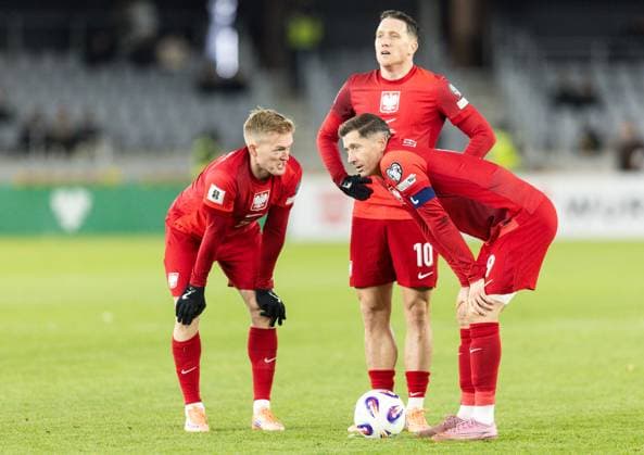 World Cup 2026 European qualifiers: Lithuania vs Poland Karol Swiderski, Piotr Zielinski, Robert Lewandowski during World Cup 2026 European qualifiers: Lithuania vs Poland match in Kaunas, Lithuania on October 12, 2025 Kaunas Lithuania  Copyright: xFotoxOlimpikx originalFilename:jastrzebowski-worldcup251012_npIs9.jpg
