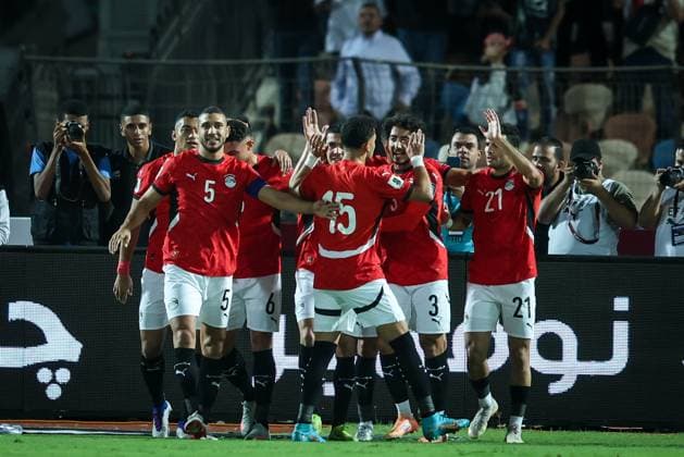Egypt v Guinea-Bissau - FIFA World Cup, WM, Weltmeisterschaft, Fussball African Qualifiers - Match Group A Mohamed Hamdi of Egypt celebrates with a teammate after scoring the first goal during the FIFA World Cup African qualifiers Match Group A between Egypt and Guinea-Bissau at Cairo International Stadium in Cairo, Egypt, on October 12, 2025. Cairo Egypt  Copyright: xAymanxArefx originalFilename:aref-notitle251012_nperQ.jpg