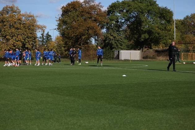 Coach Petrik Sander 1 FC Magdeburg looks from the right at the players circle 2 Soccer Bundesliga Season 2025 2026 Training 1 FC Magdeburg at the Avnet Arena in Magdeburg Soccer,Man,Men,Germany,13 10 2025