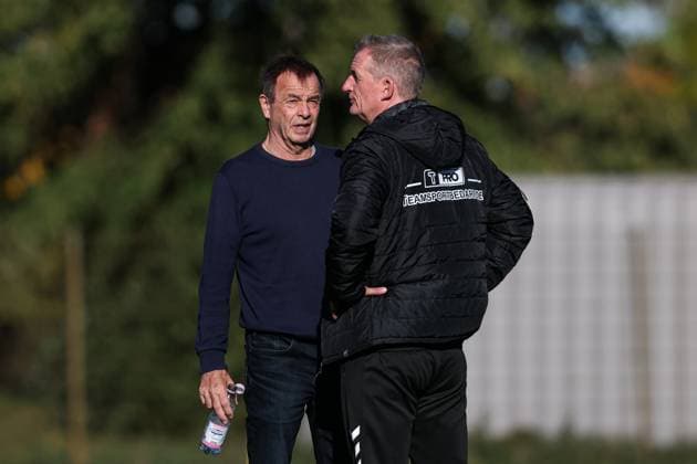 Managing Director Sports Otmar Schork 1 FC Magdeburg with coach Petrik Sander 1 FC Magdeburg 2 Soccer Bundesliga Season 2025 2026 Training 1 FC Magdeburg at the Avnet Arena in Magdeburg Soccer,Man,Men,Germany,13 10 2025